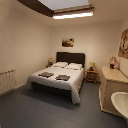 Maison Des Arts ゲストハウス Bazincourt-sur-Saulx