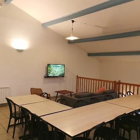 Maison Des Arts * Bazincourt-sur-Saulx